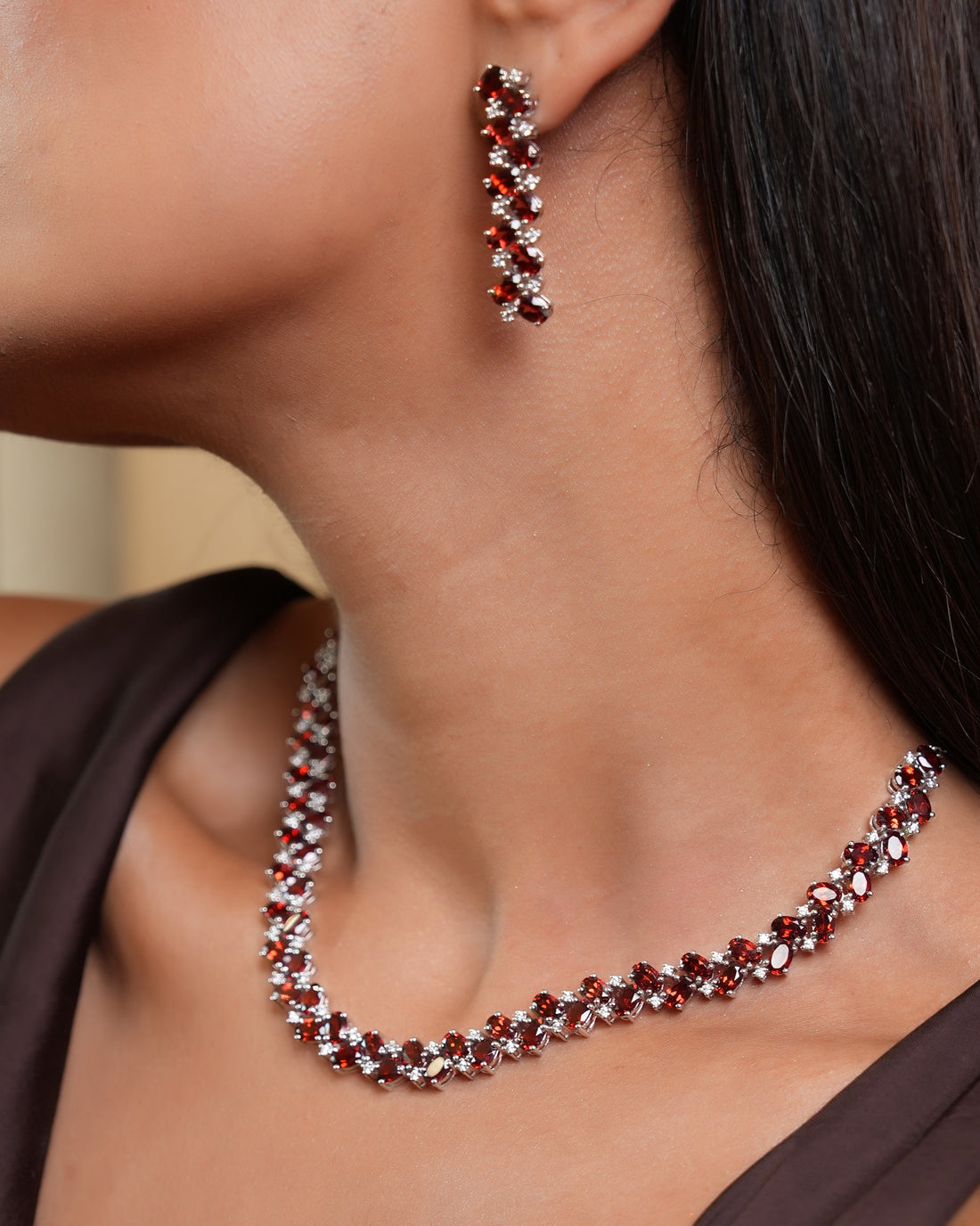 Amara Sterling Silver Garnet Necklace Set