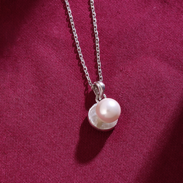 Pearl Drop Chain Pendant