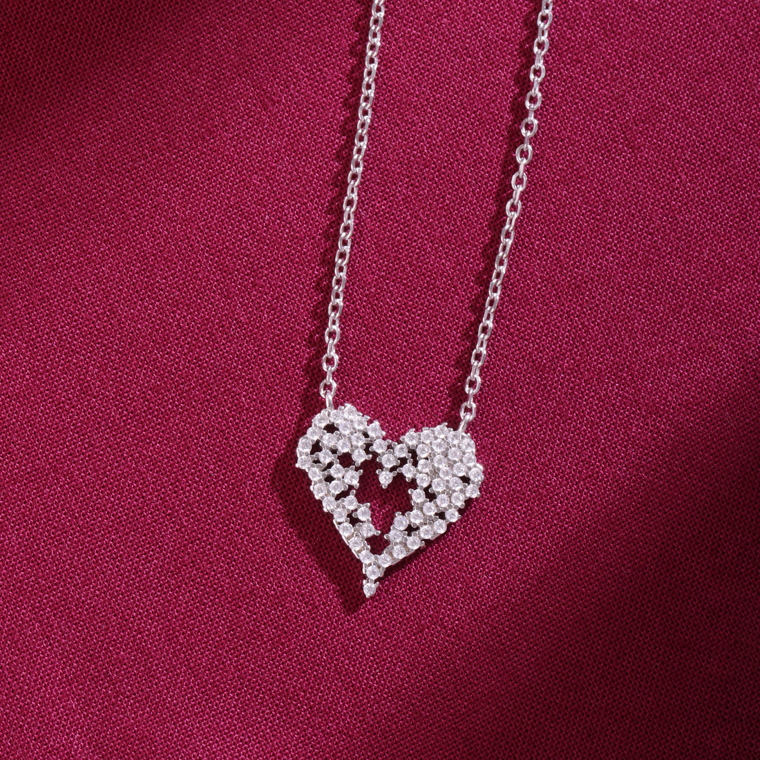 Shinny Heart Chain Pendant