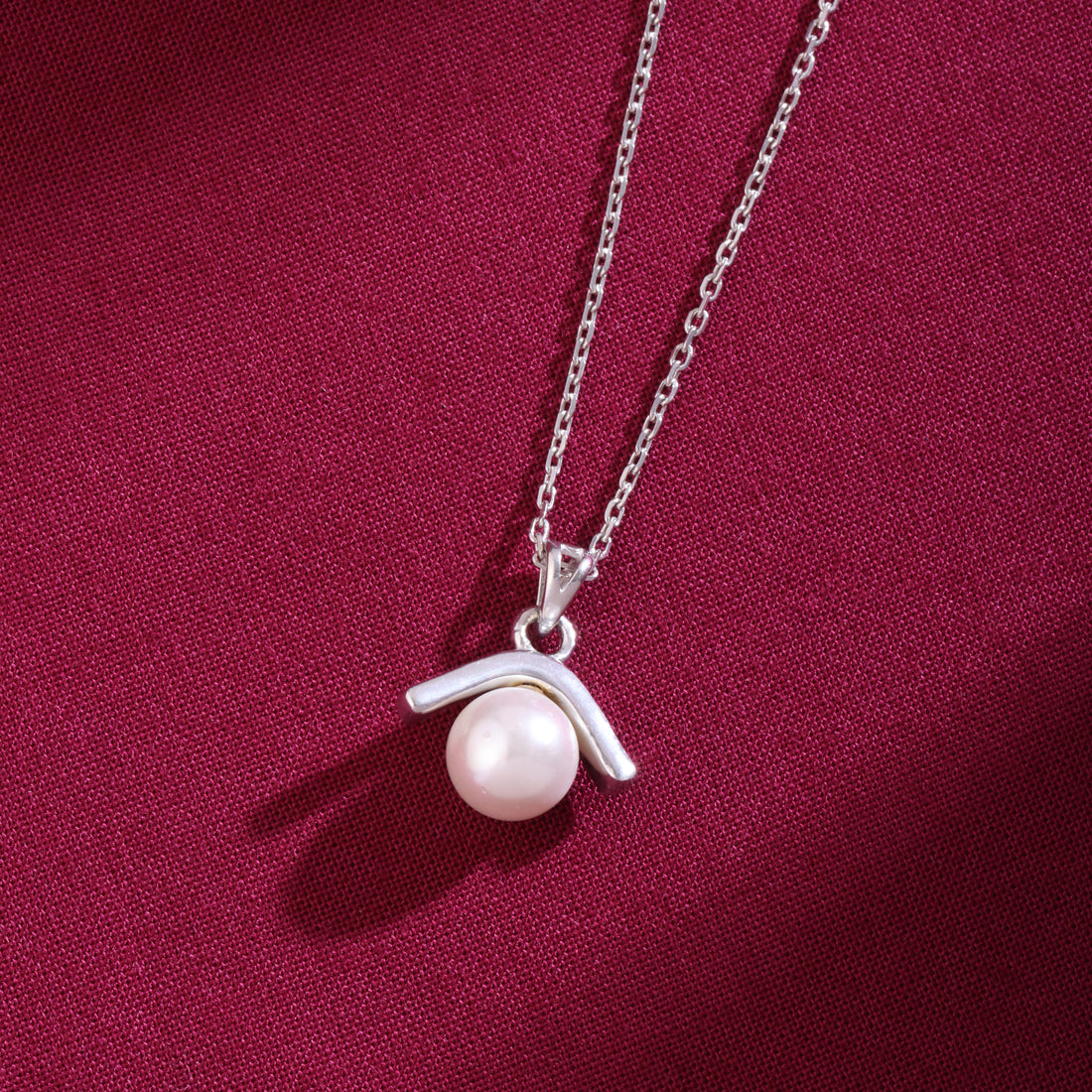 Pearl Silver Chain Pendant