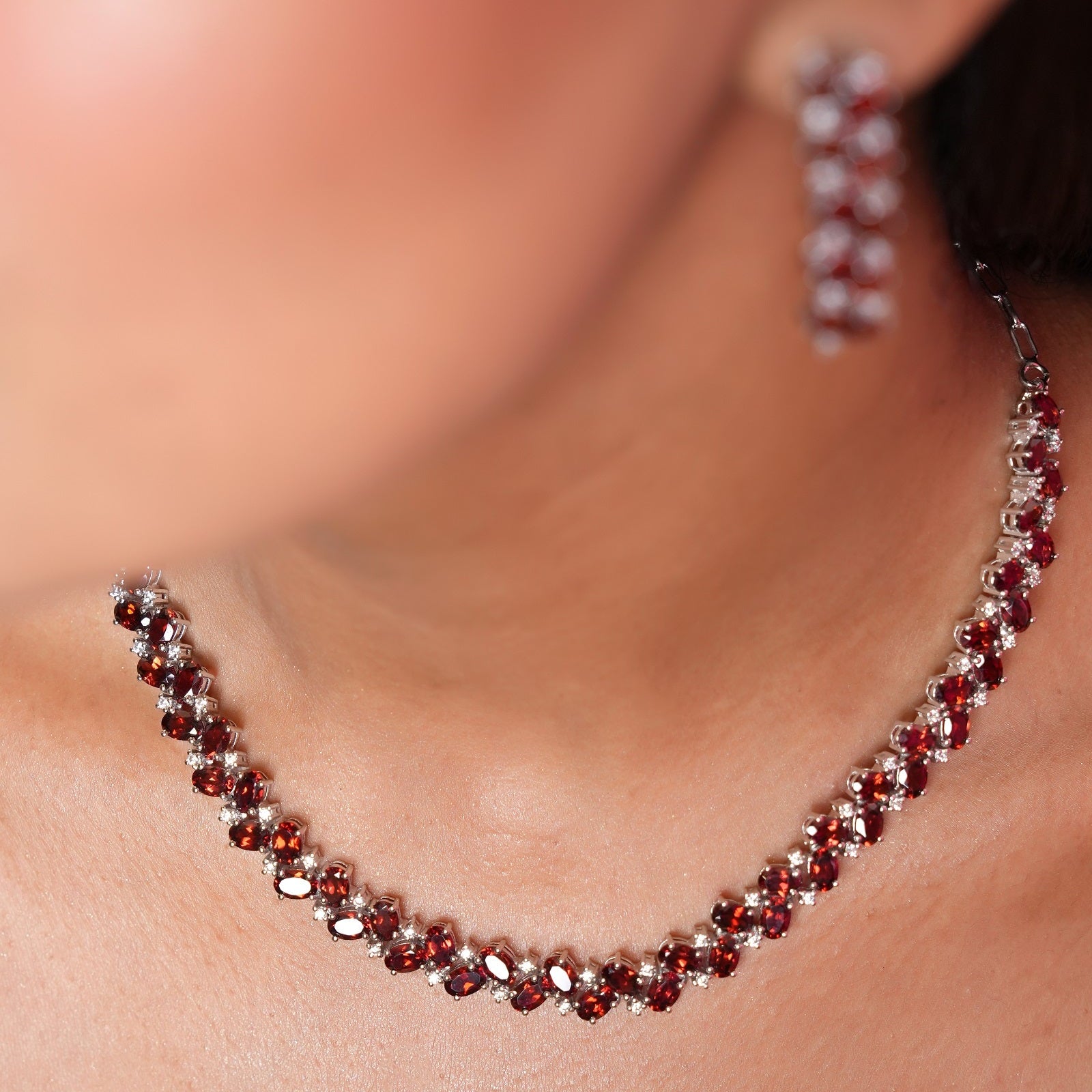 Amara Sterling Silver Garnet Necklace Set