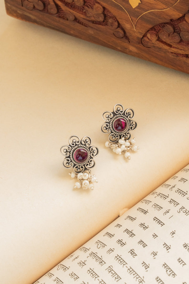 Prampra Oxidised Silver Stud Earring