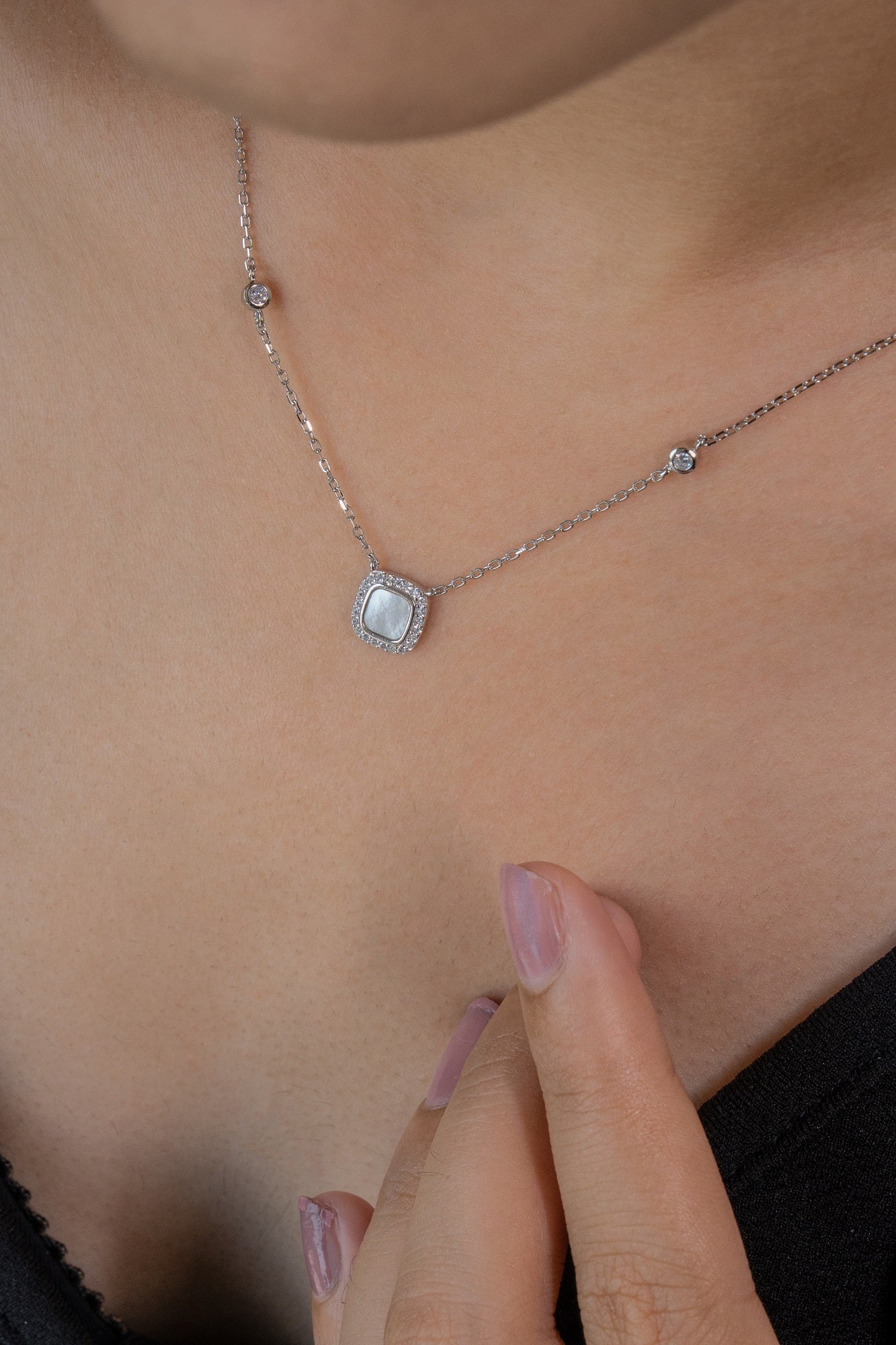 Crystal Grace Sterling Silver Chain Pendant Set