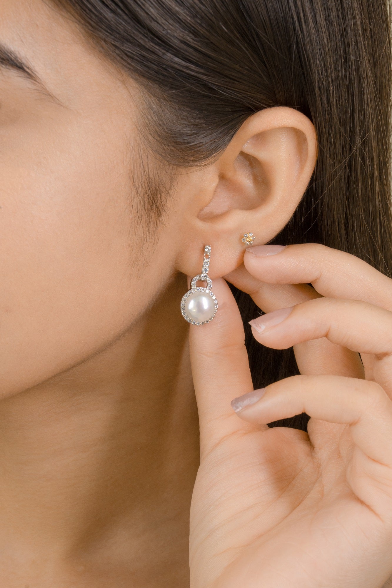 Pearl Drop Stud Earring