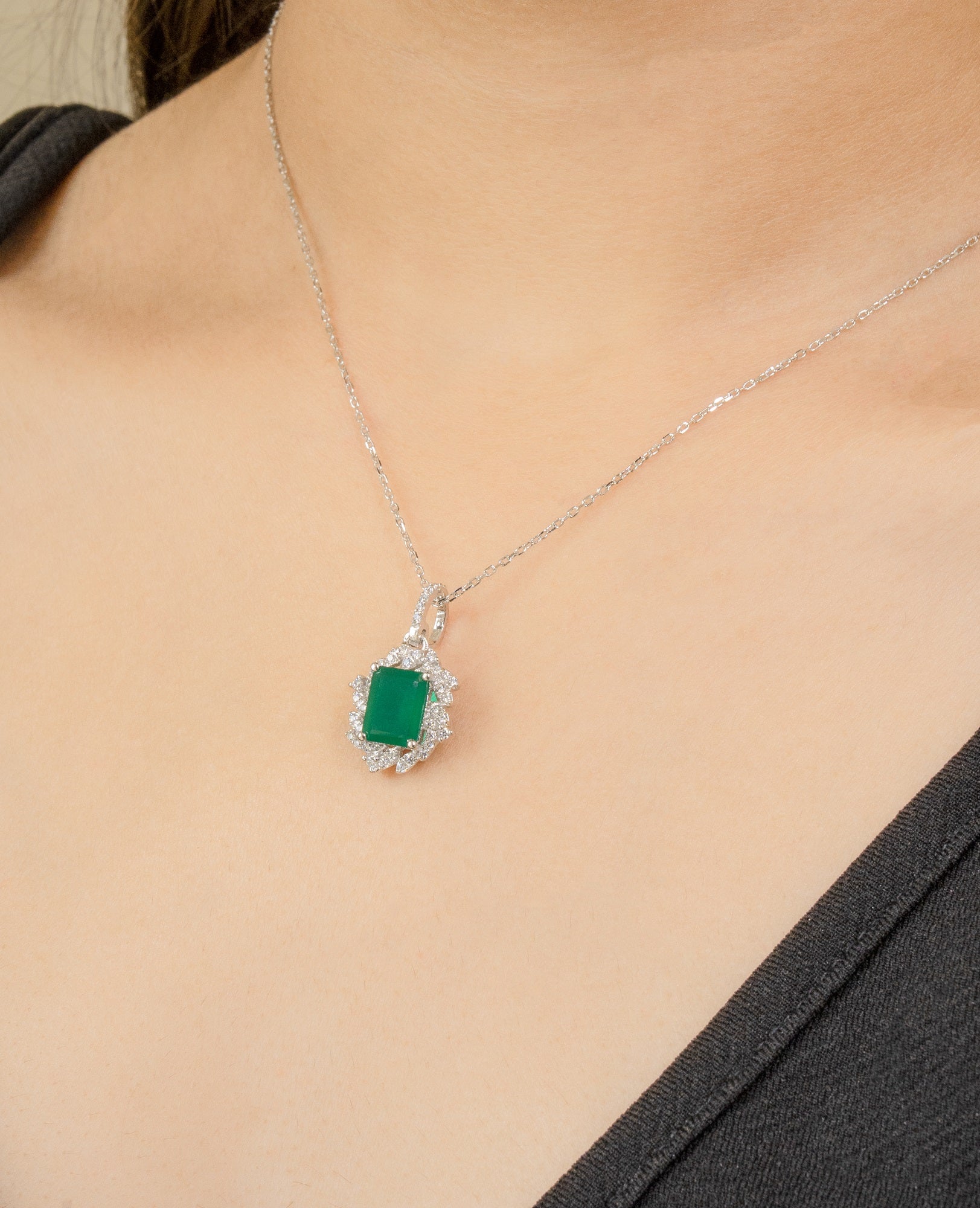 Sora Green onyx Sterling Silver Pendant Set