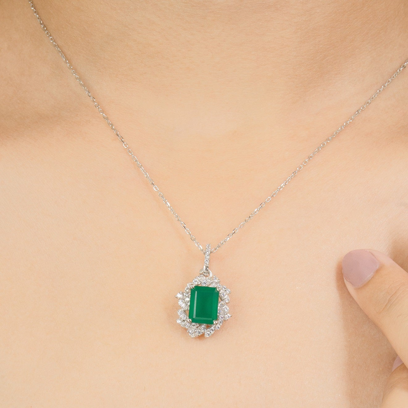 Sora Green onyx Sterling Silver Pendant Set