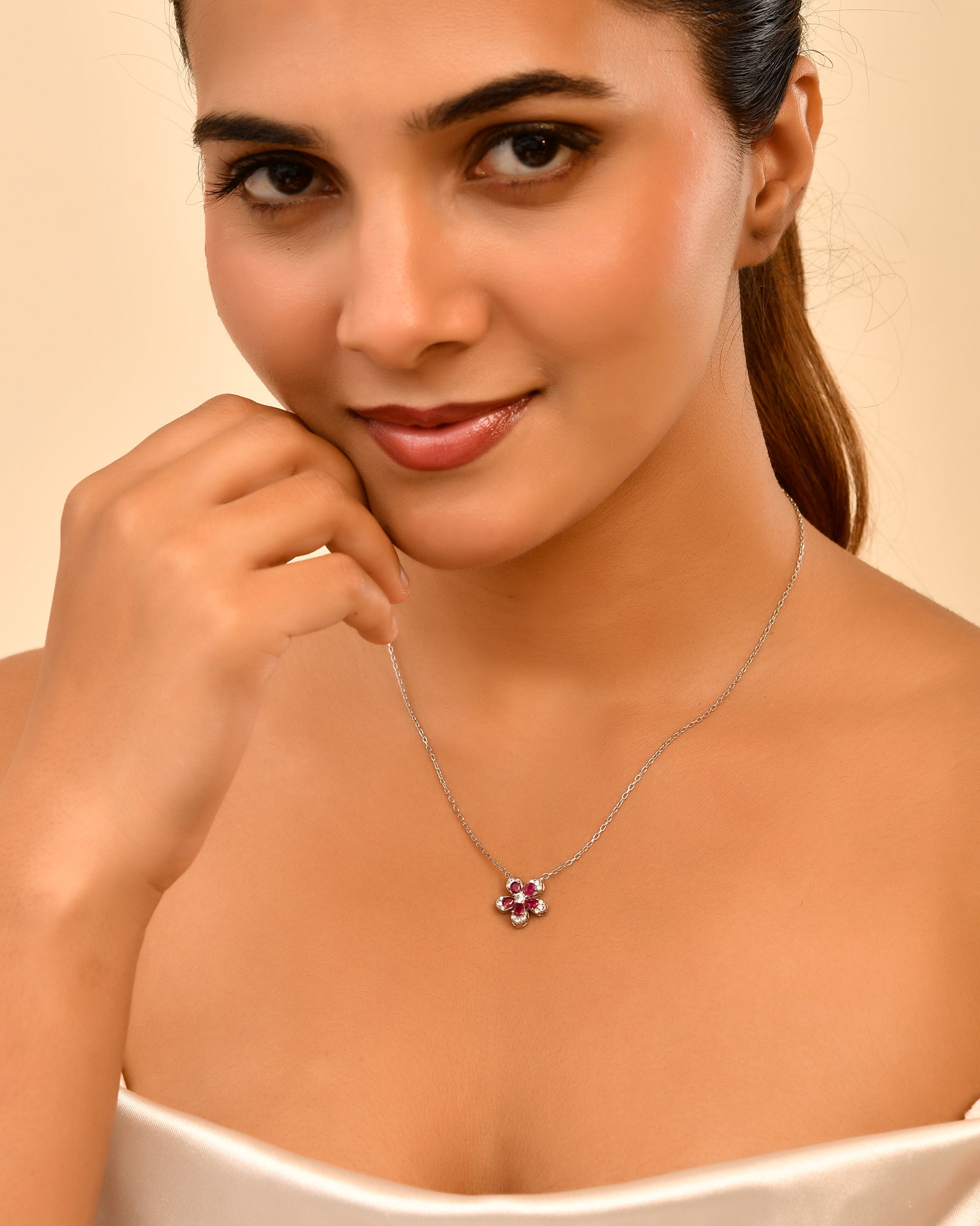 Lumora Bloom 925 Sterling silver Chain Pendant