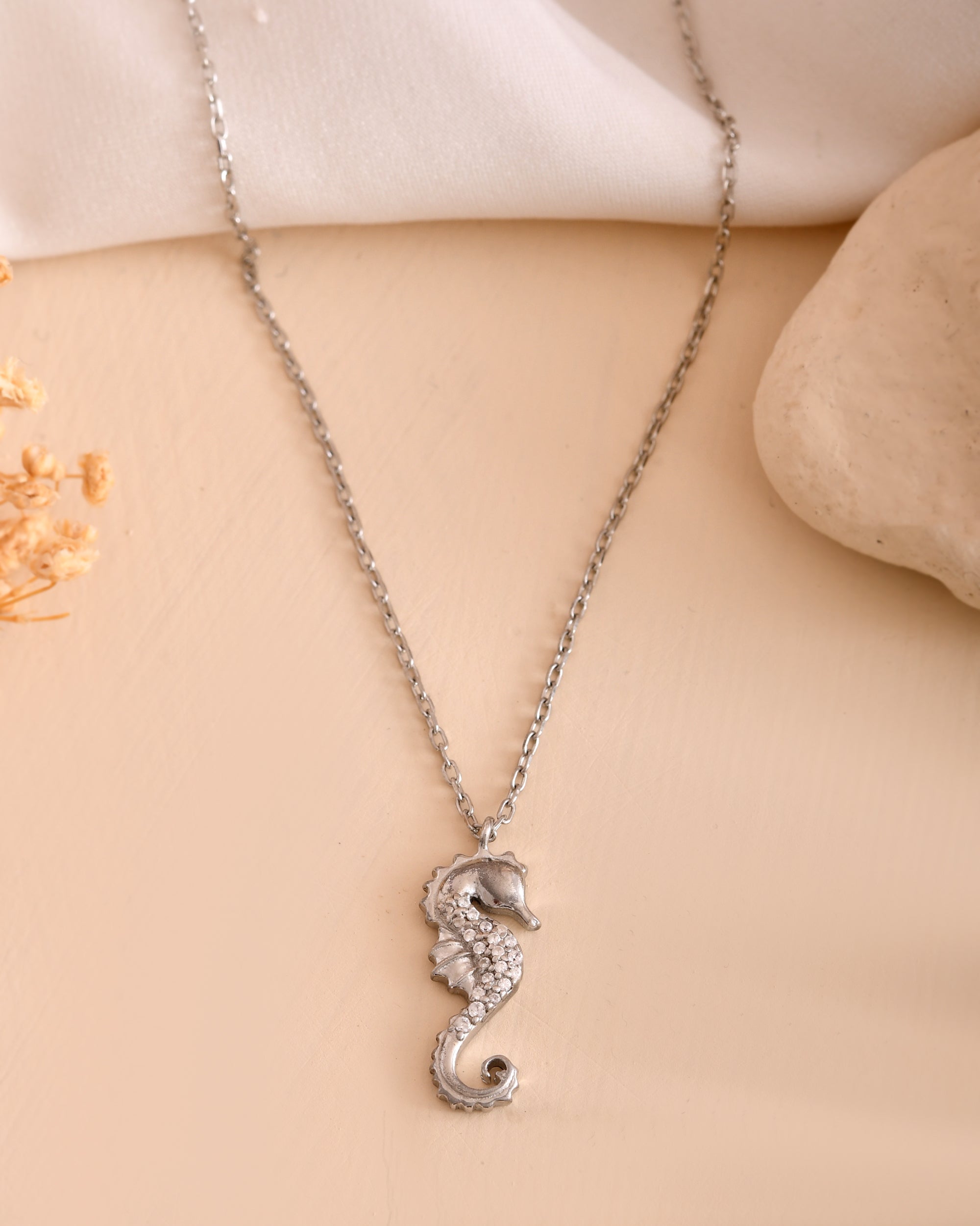 Mystic Seahorse 925 Sterling Silver chain
