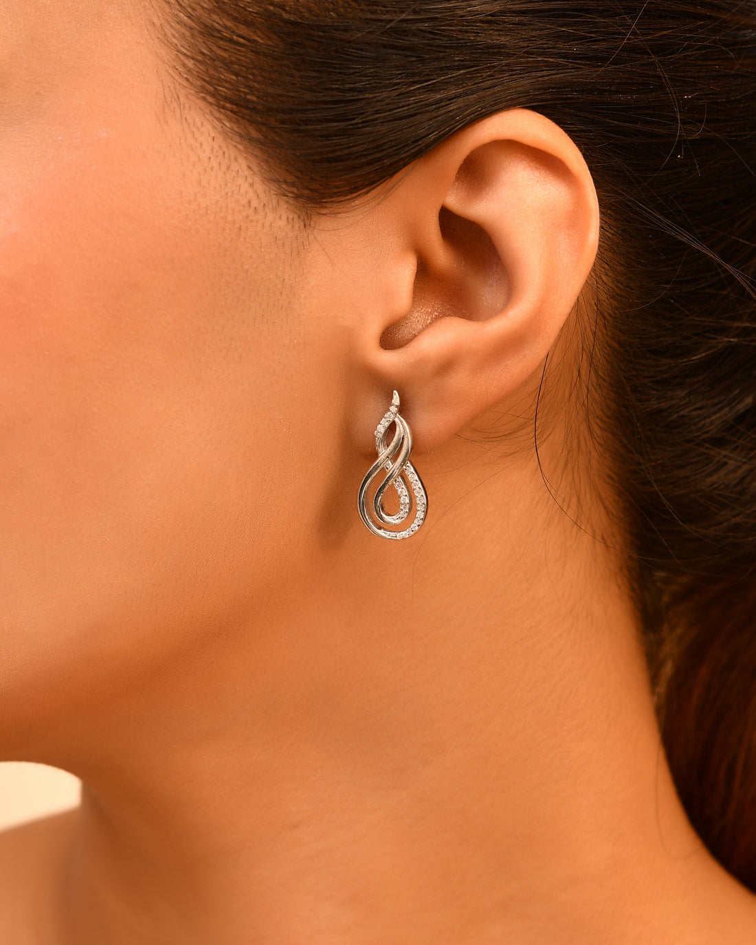 Vani Infinity Sterling Silver Chain Pendant Set