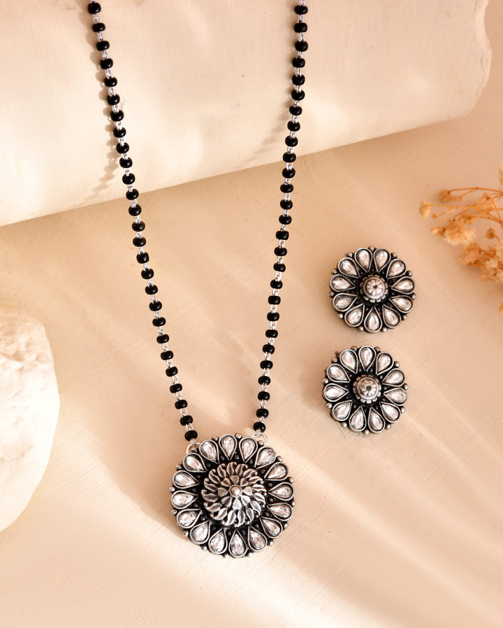Kanika 925 Sterling Silver Oxidised Mangalsutra Set