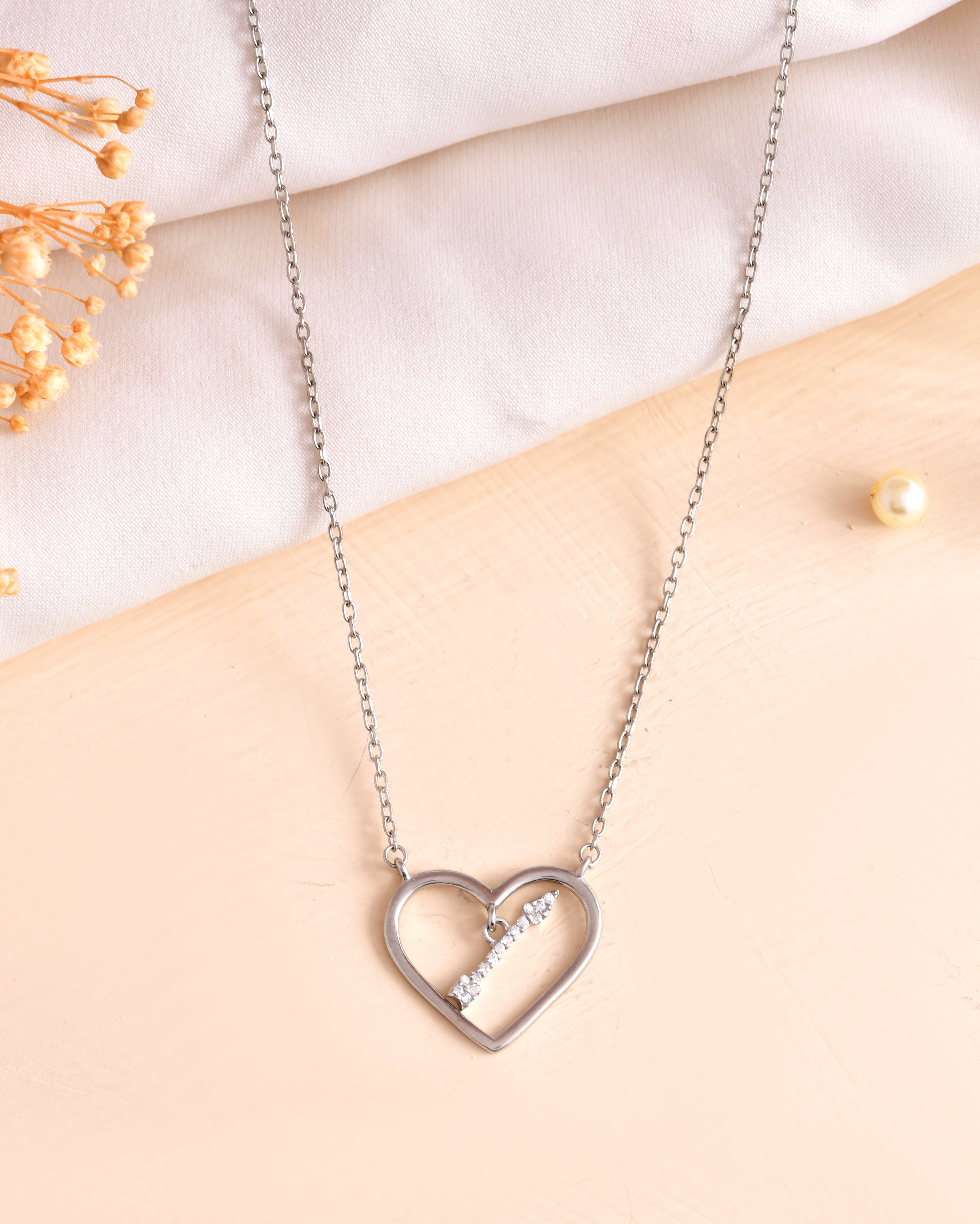 Heart Shaped 925 Silver Chain Pendant