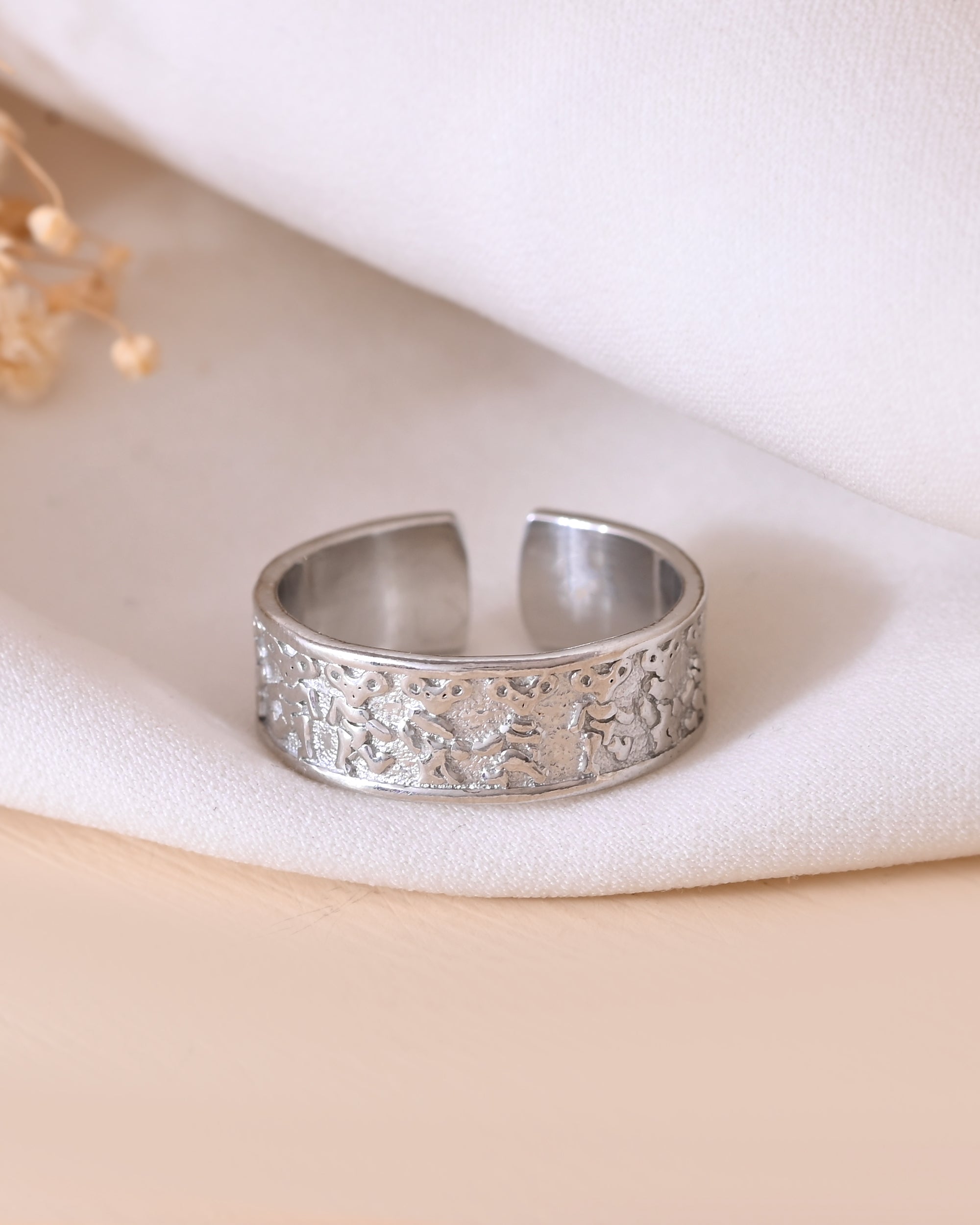 Hammered Luxe 925 Sterling Silver Band Ring