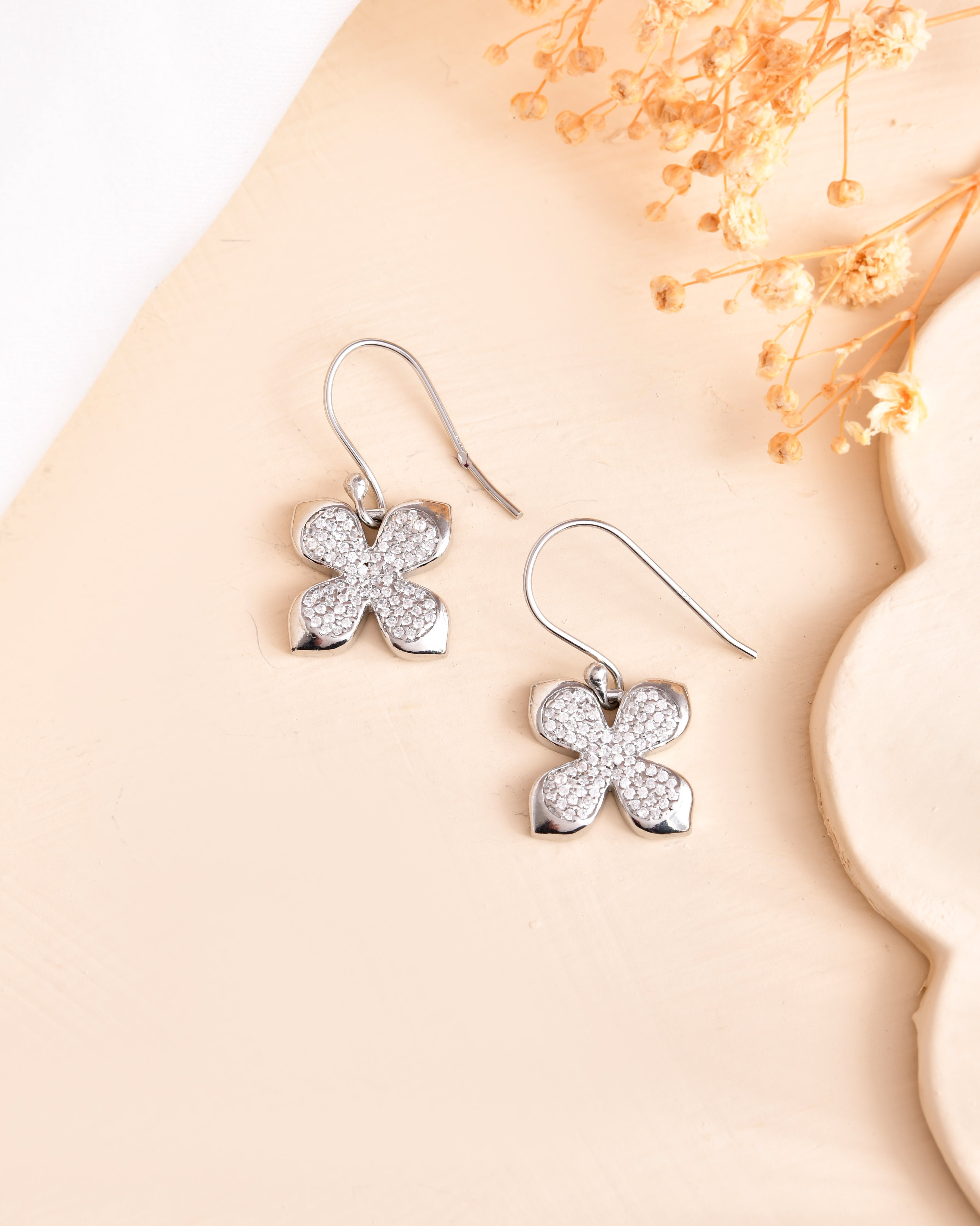 Luna Petal Shaped Silver Earring