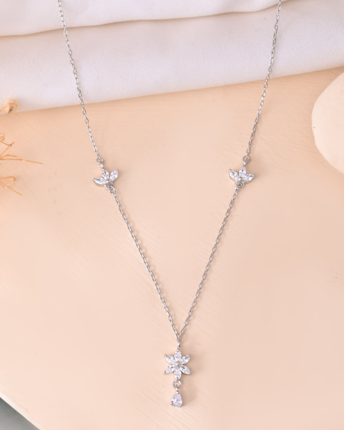 Opal Flora 925 Sterling Silver Chain Pendant