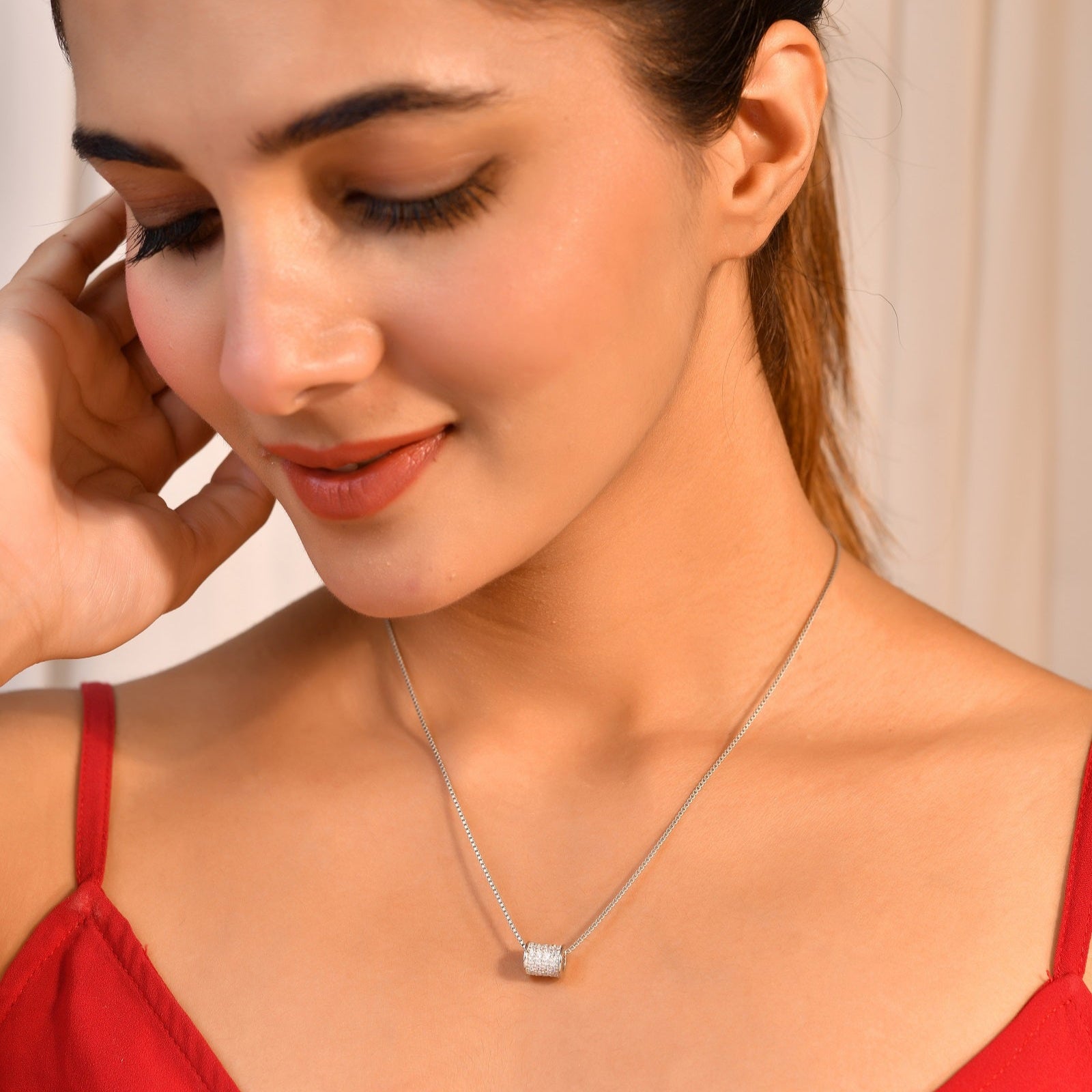 Luxe Loop Sterling Silver Chain Pendant