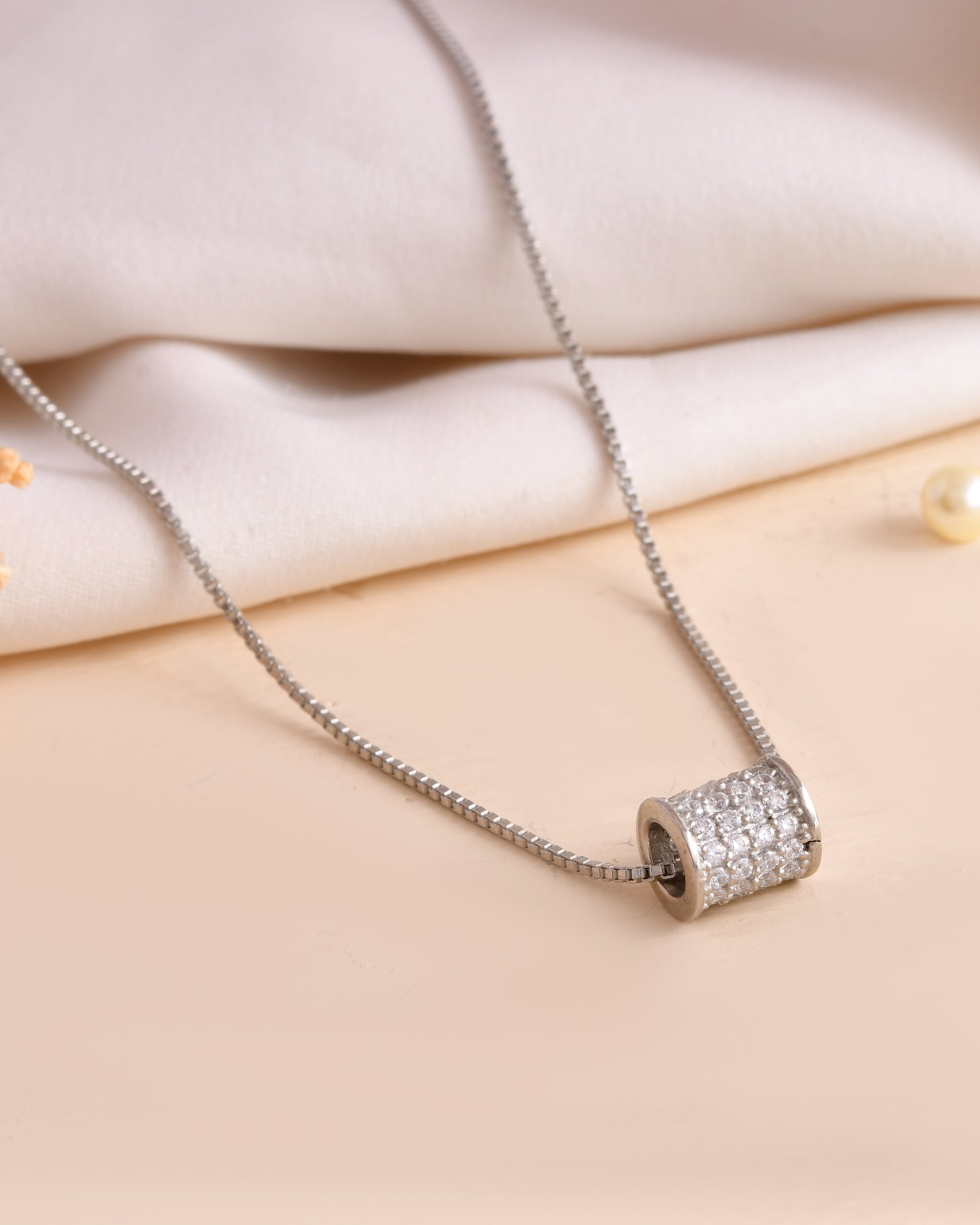 Luxe Loop Sterling Silver Chain Pendant