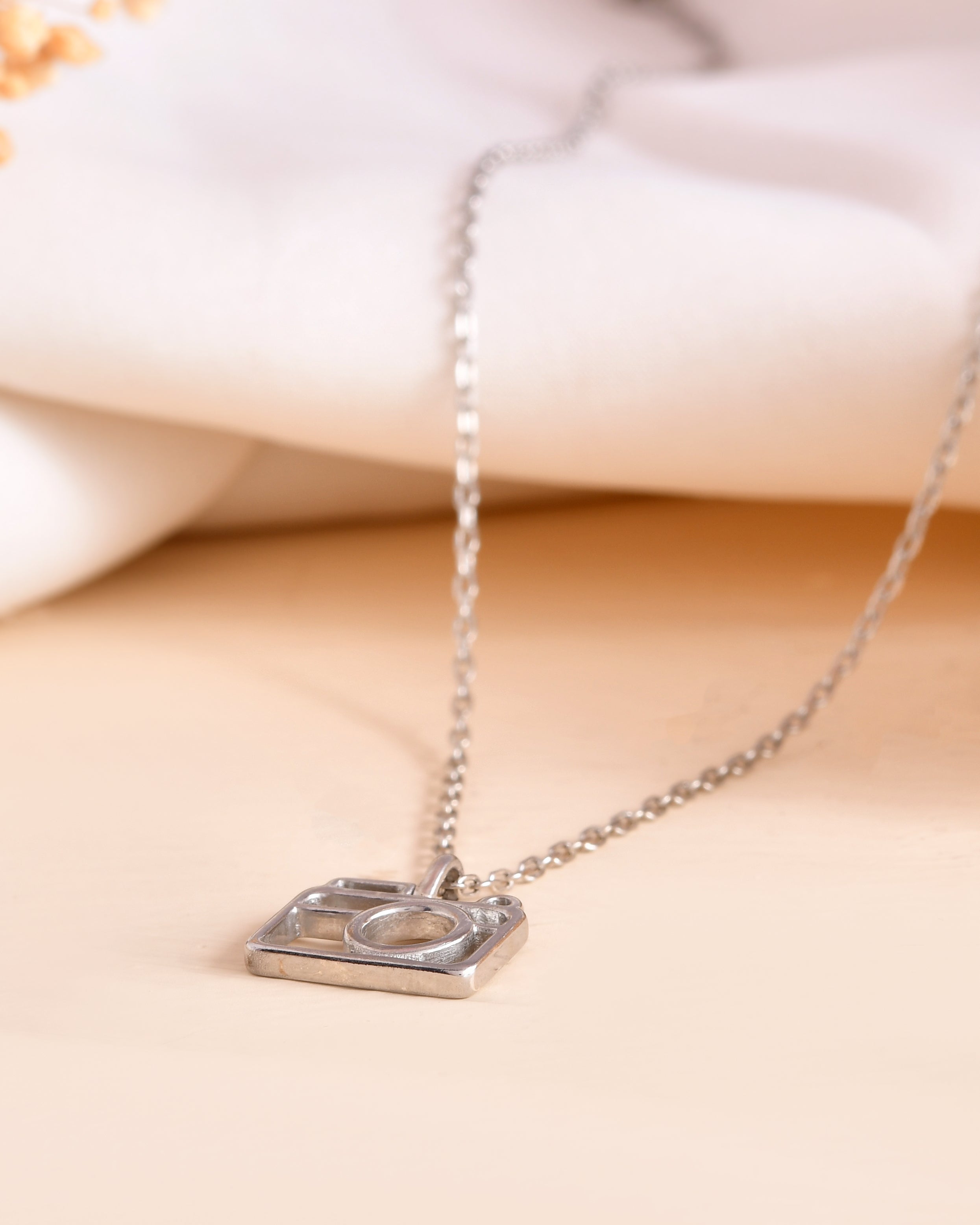 Snapshot Charm Silver 925 Chain Pendant