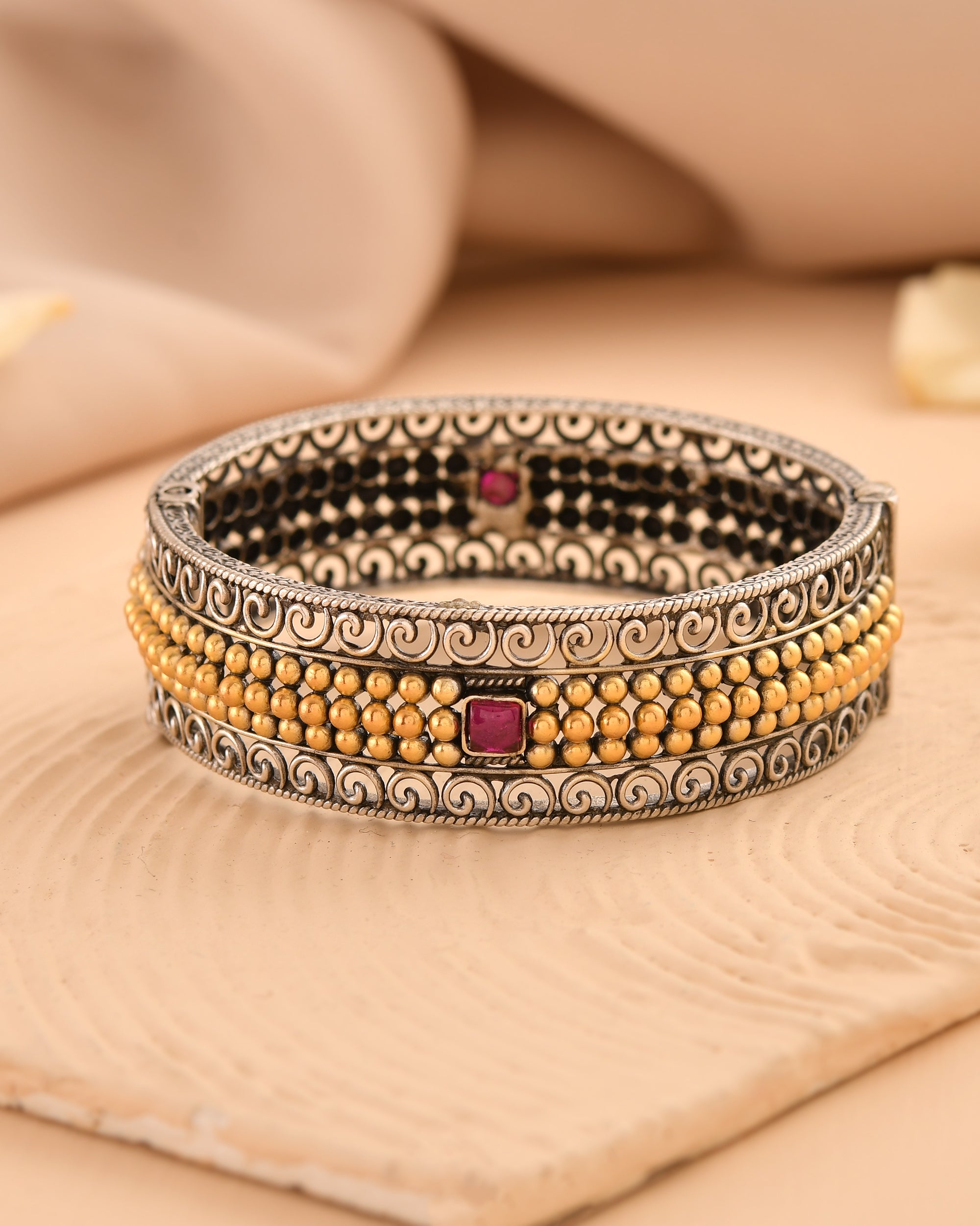 Aarvika Golden touch 925 Silver Bangle