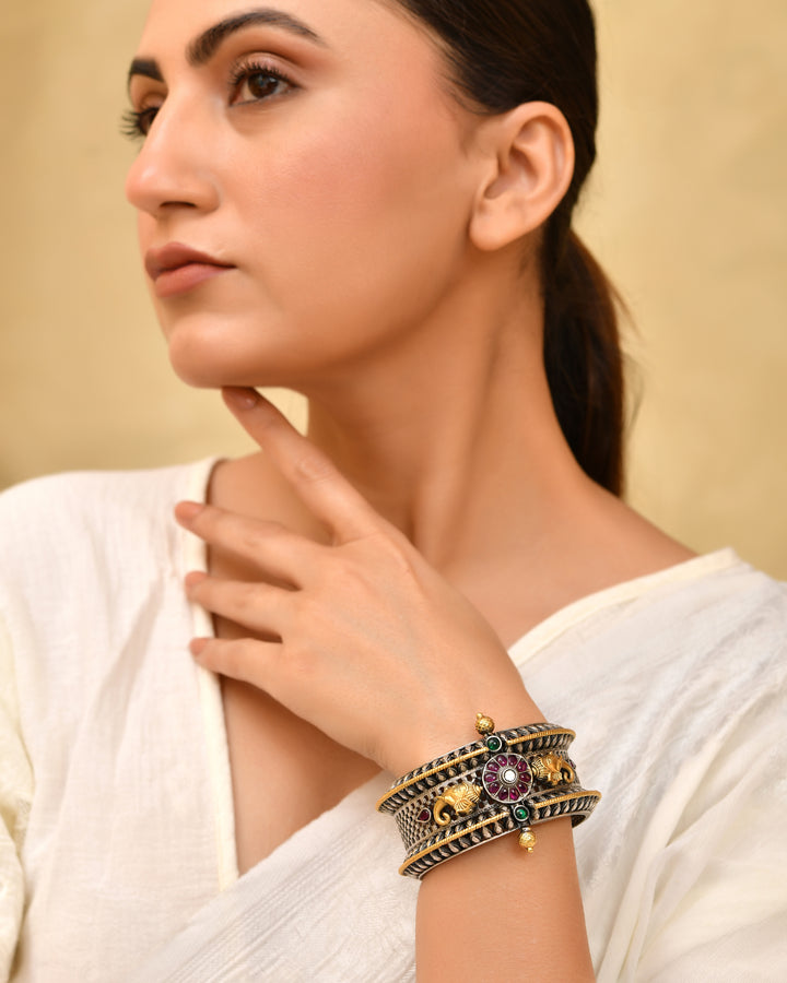 Aradhaya Golden touch 925 Silver Bangle
