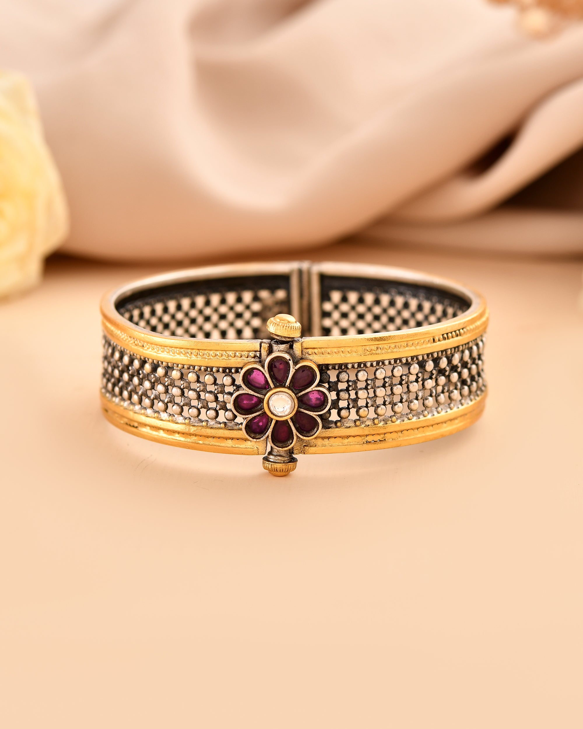 Nayantara Golden touch 925 Silver Bangle