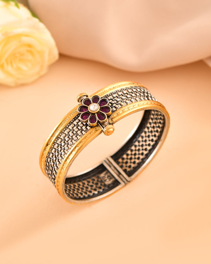 Nayantara Golden touch 925 Silver Bangle