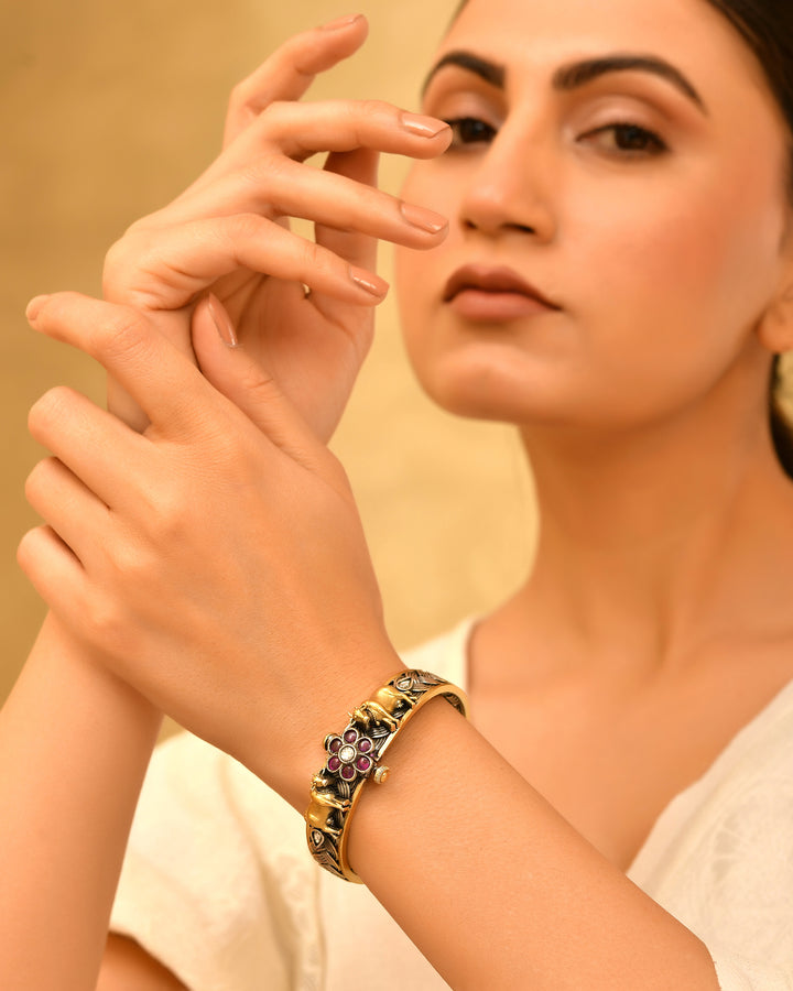 Nandani Golden touch 925 Silver Bangle