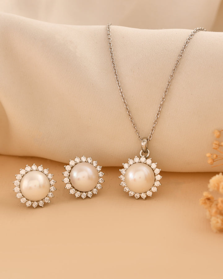 Luna Drop Sterling Silver Pearl Pendant Set