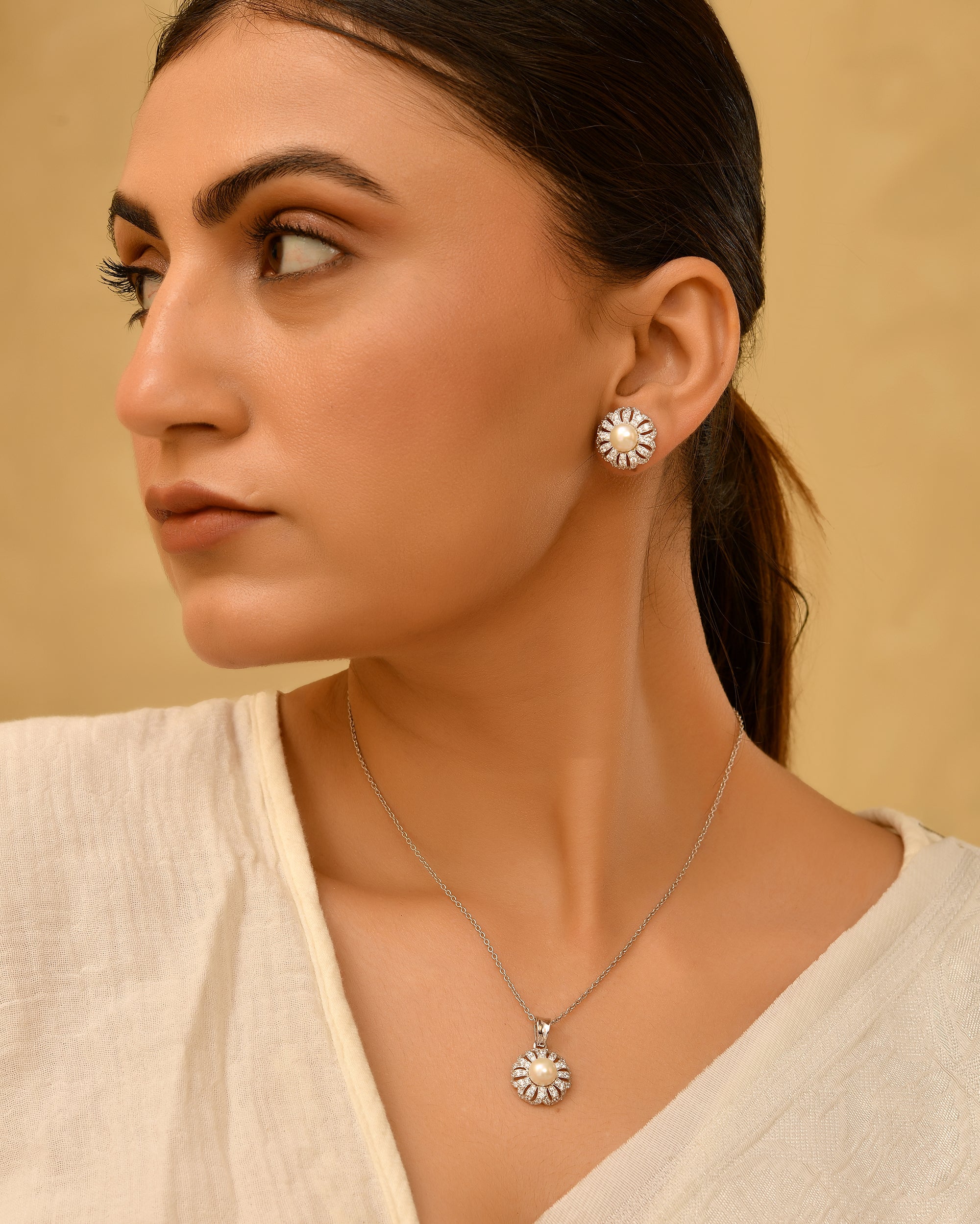 Ocean Pearl Sterling Silver Pendant Set