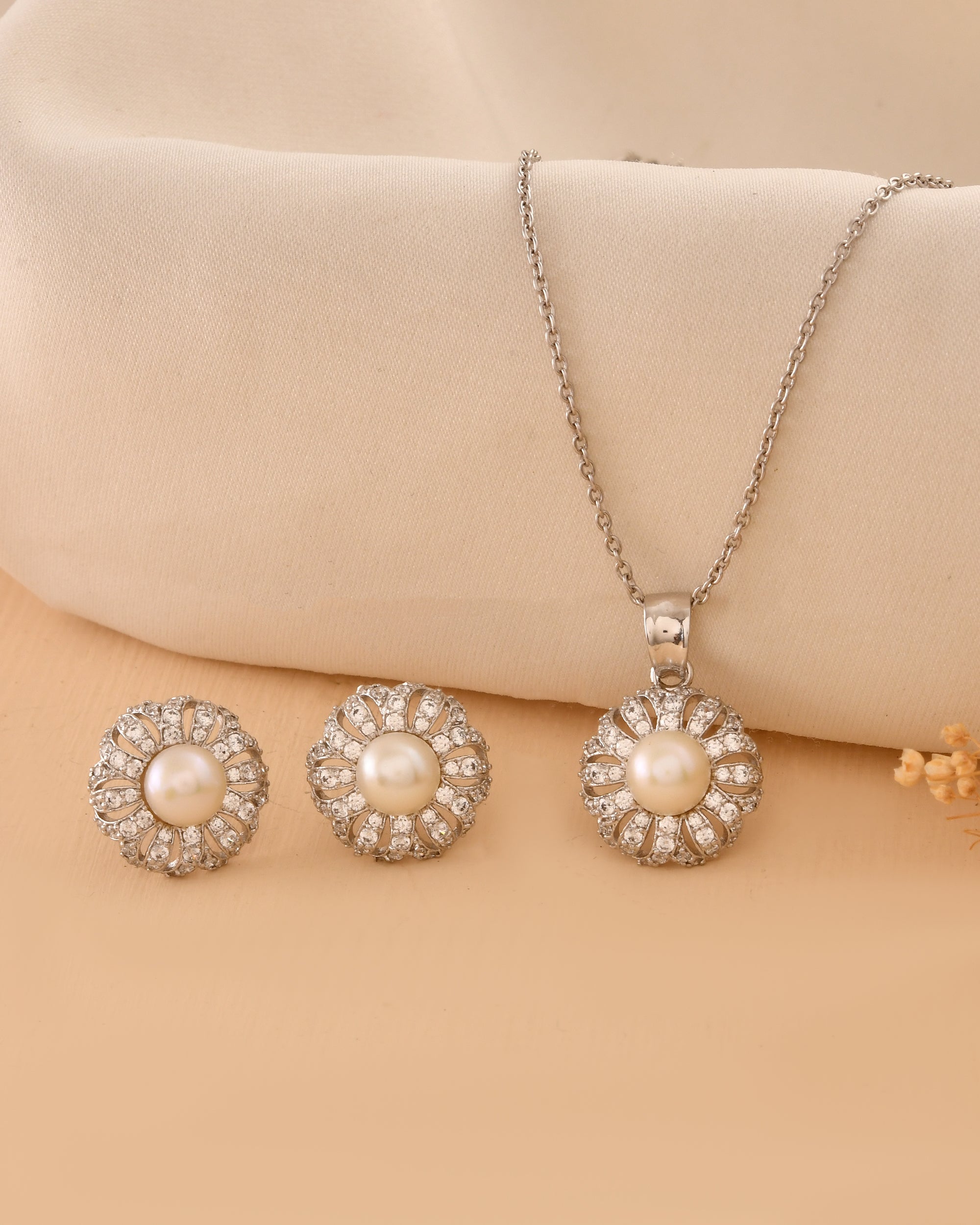Ocean Pearl Sterling Silver Pendant Set